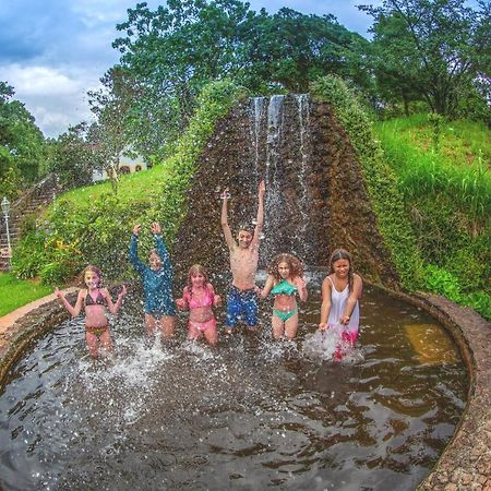 Pousada Aguas Do Vale Атибая Экстерьер фото